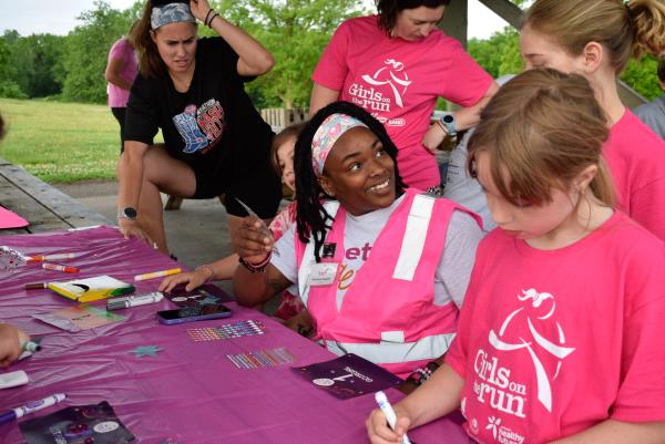 /images/uploads/girls on the run of middle tennessee/superstar-sneaker-soiree-2024/entries/32035.jpg